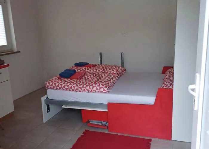 Appartamento Garsonjera Eliana