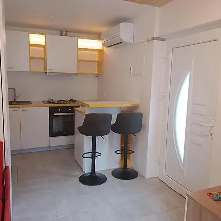 Garsonjera Eliana * ليوبليانا