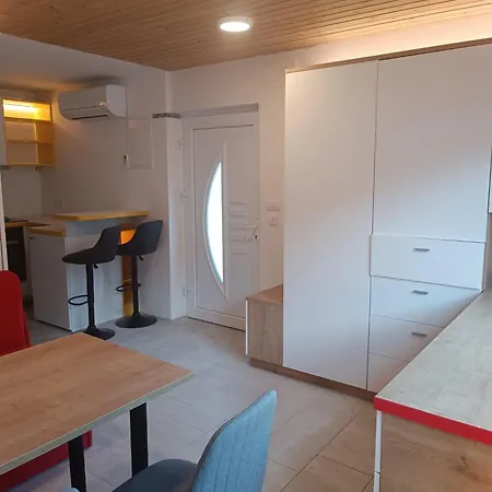 Garsonjera Eliana ليوبليانا